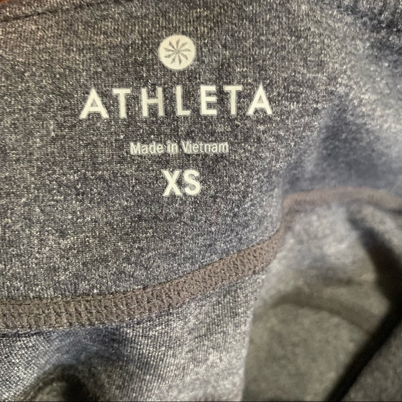 Athleta cropped wide leg workout pants - Picture 3 of 3